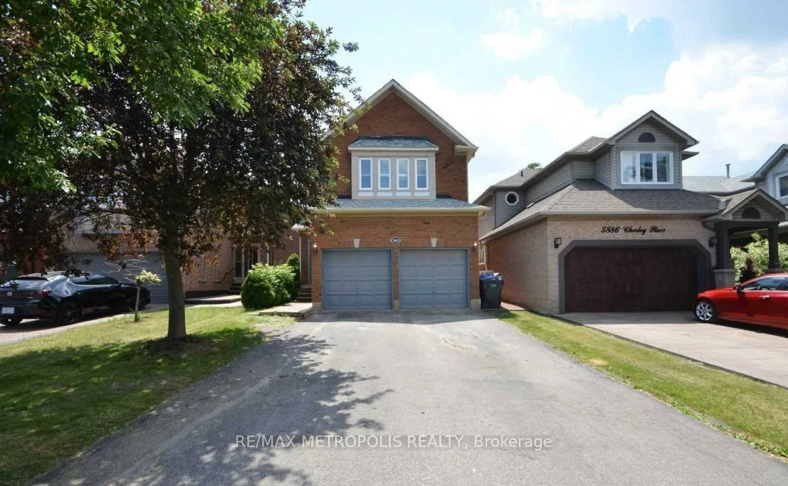 5884, Chorley, Central Erin Mills, Mississauga