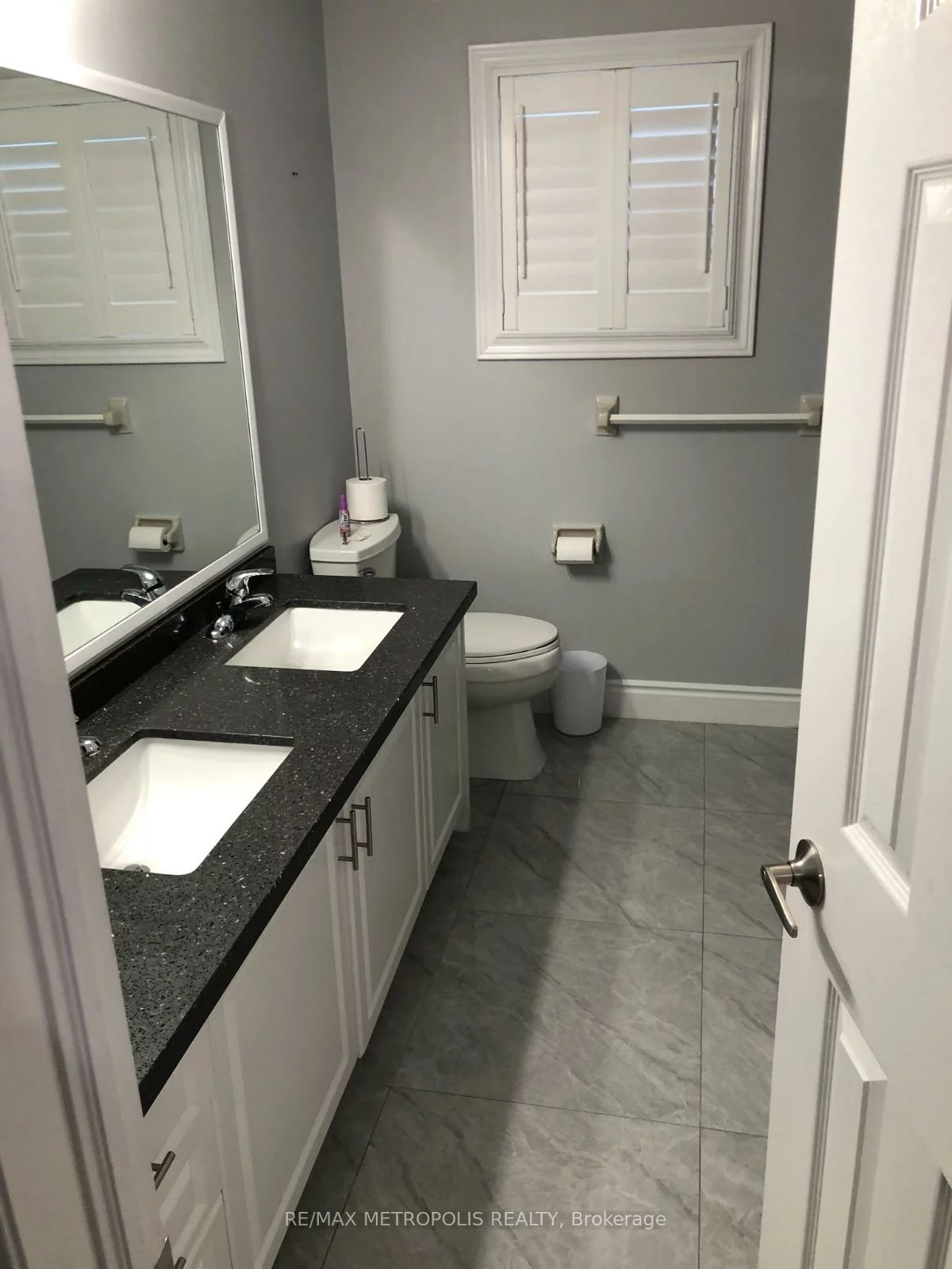 5884, Chorley, Central Erin Mills, Mississauga