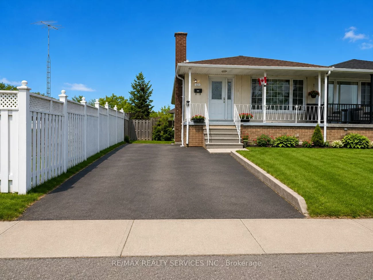 7731, Redstone, Malton, Mississauga