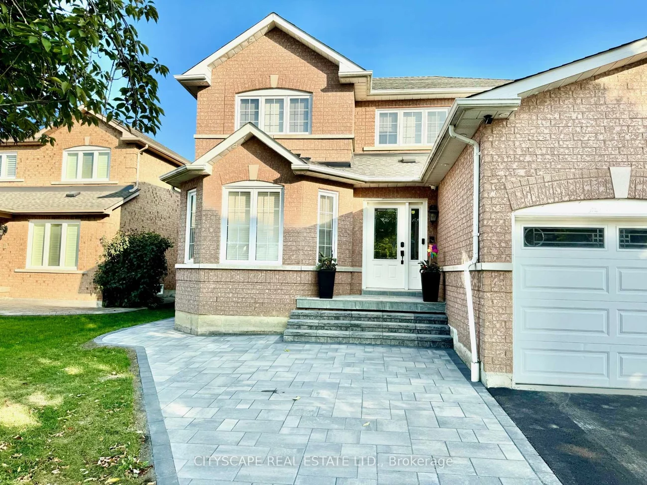 6421, Donway, East Credit, Mississauga