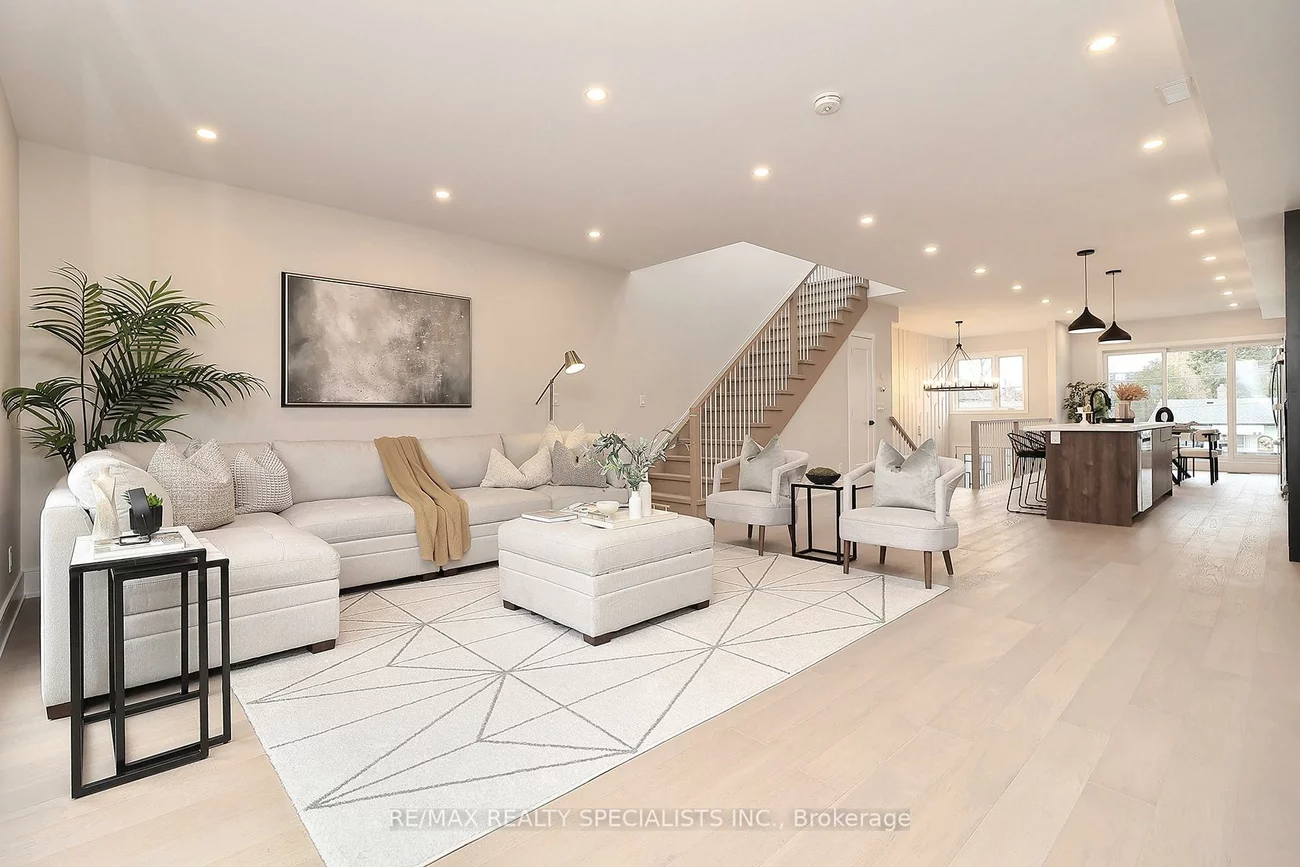 1046, ROOSEVELT, Lakeview, Mississauga