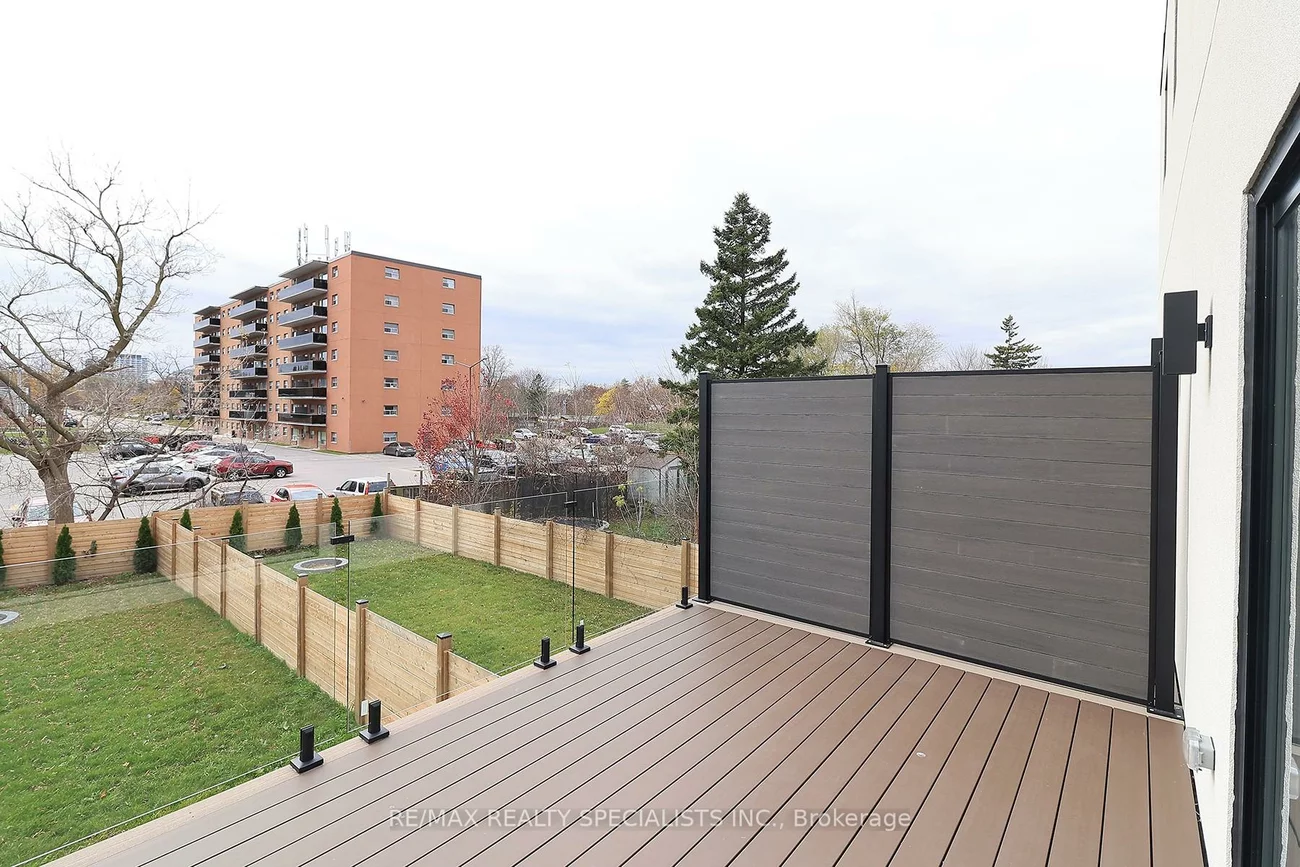1046, ROOSEVELT, Lakeview, Mississauga