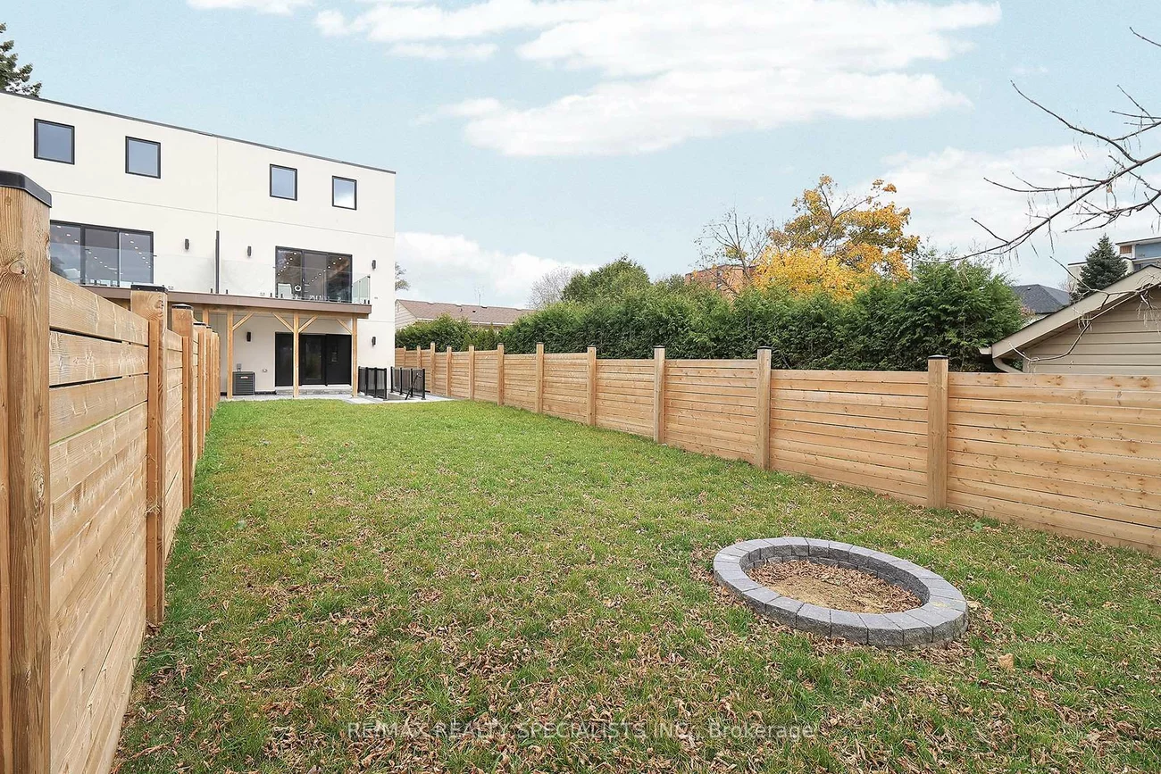 1046, ROOSEVELT, Lakeview, Mississauga