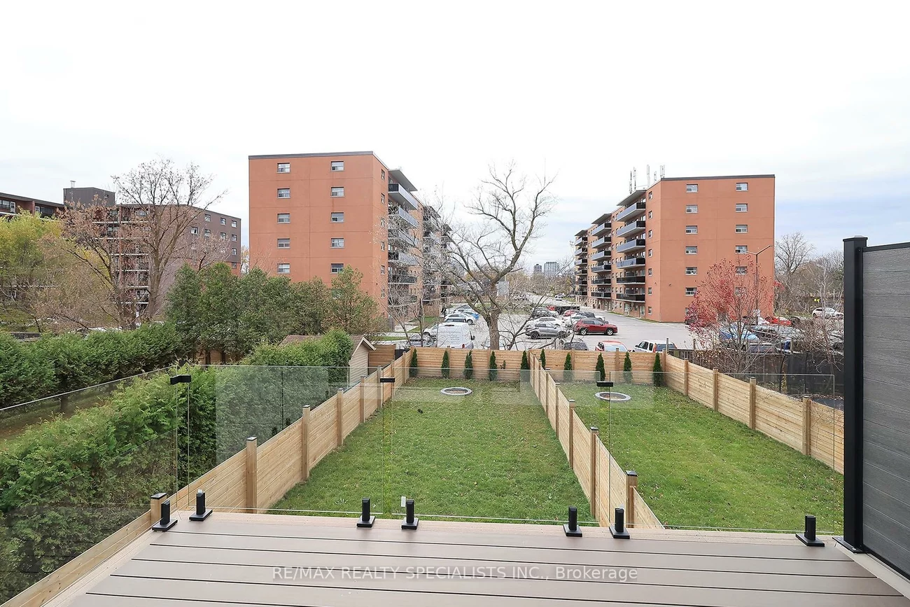 1046, ROOSEVELT, Lakeview, Mississauga