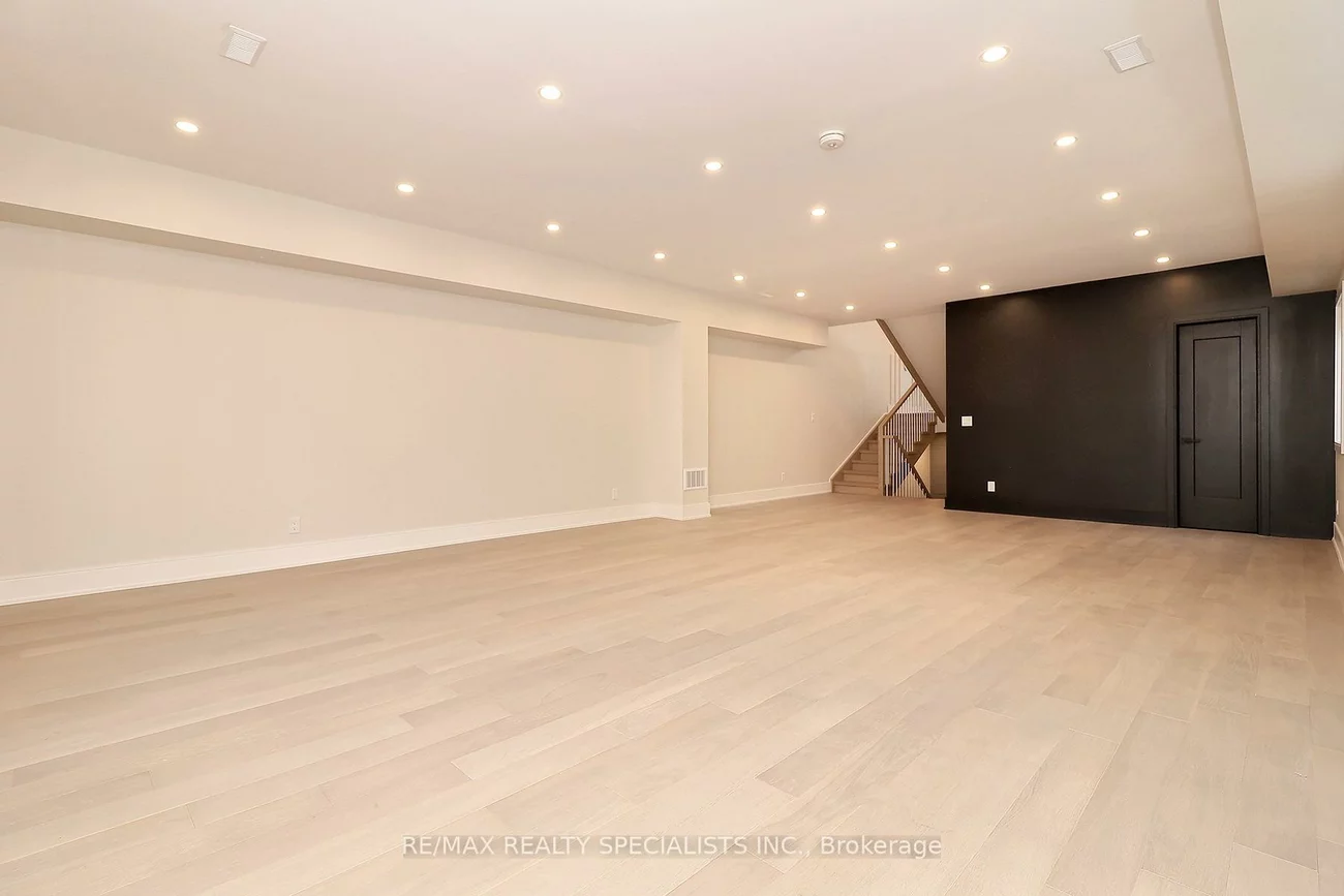 1046, ROOSEVELT, Lakeview, Mississauga