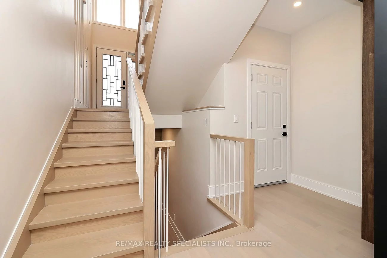 1046, ROOSEVELT, Lakeview, Mississauga