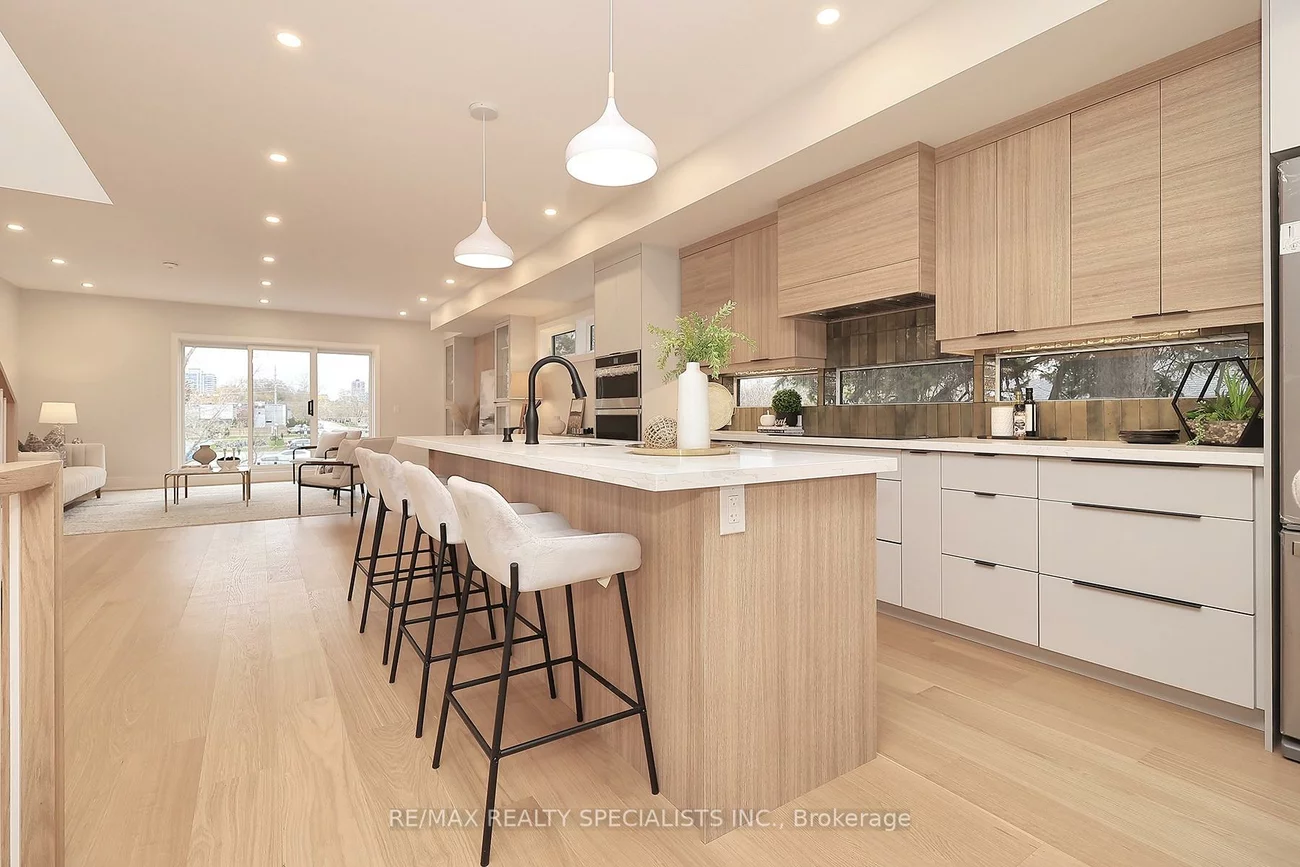 1048, ROOSEVELT, Lakeview, Mississauga