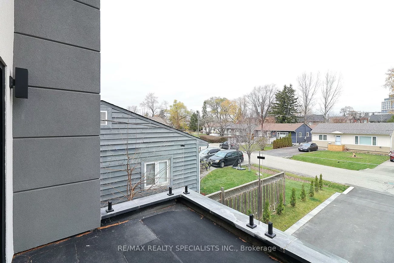1048, ROOSEVELT, Lakeview, Mississauga