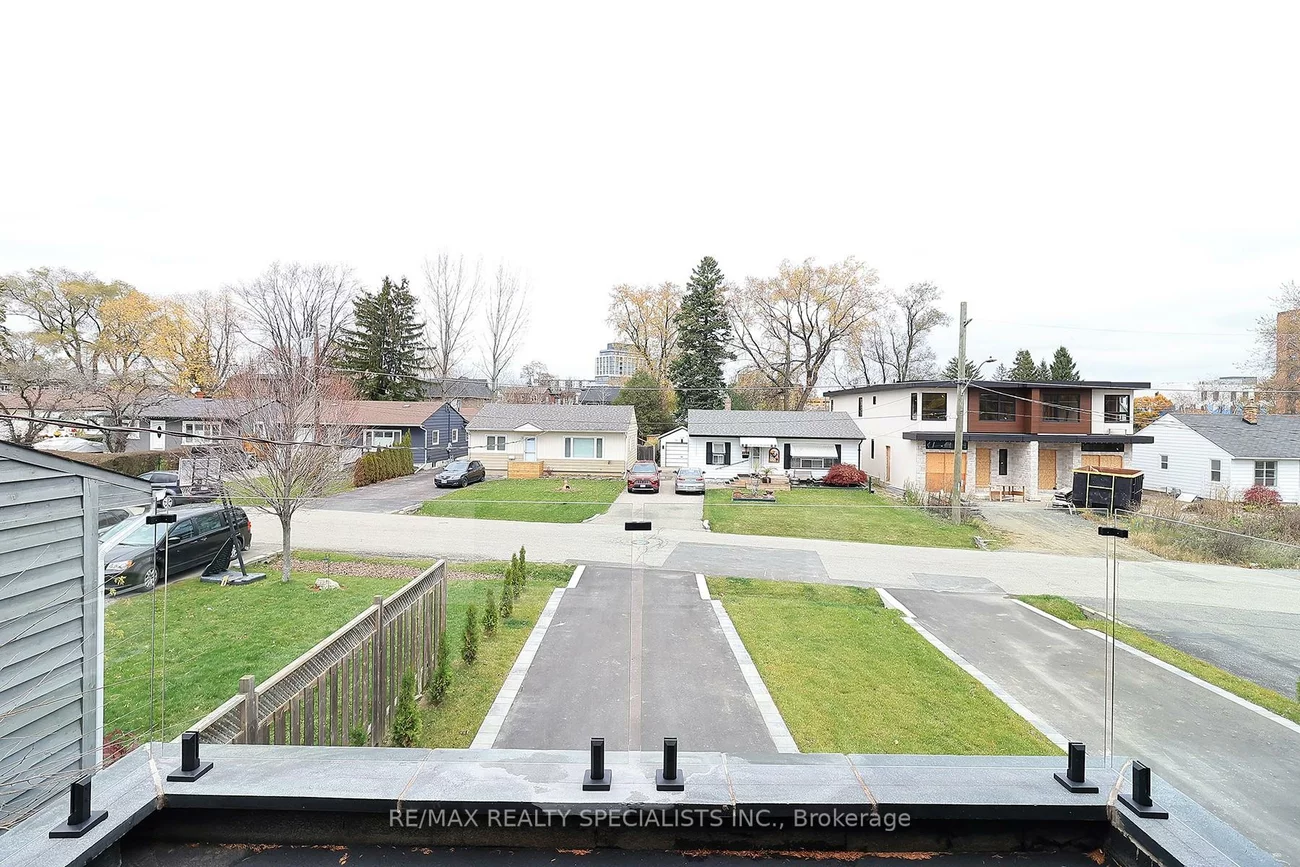 1048, ROOSEVELT, Lakeview, Mississauga