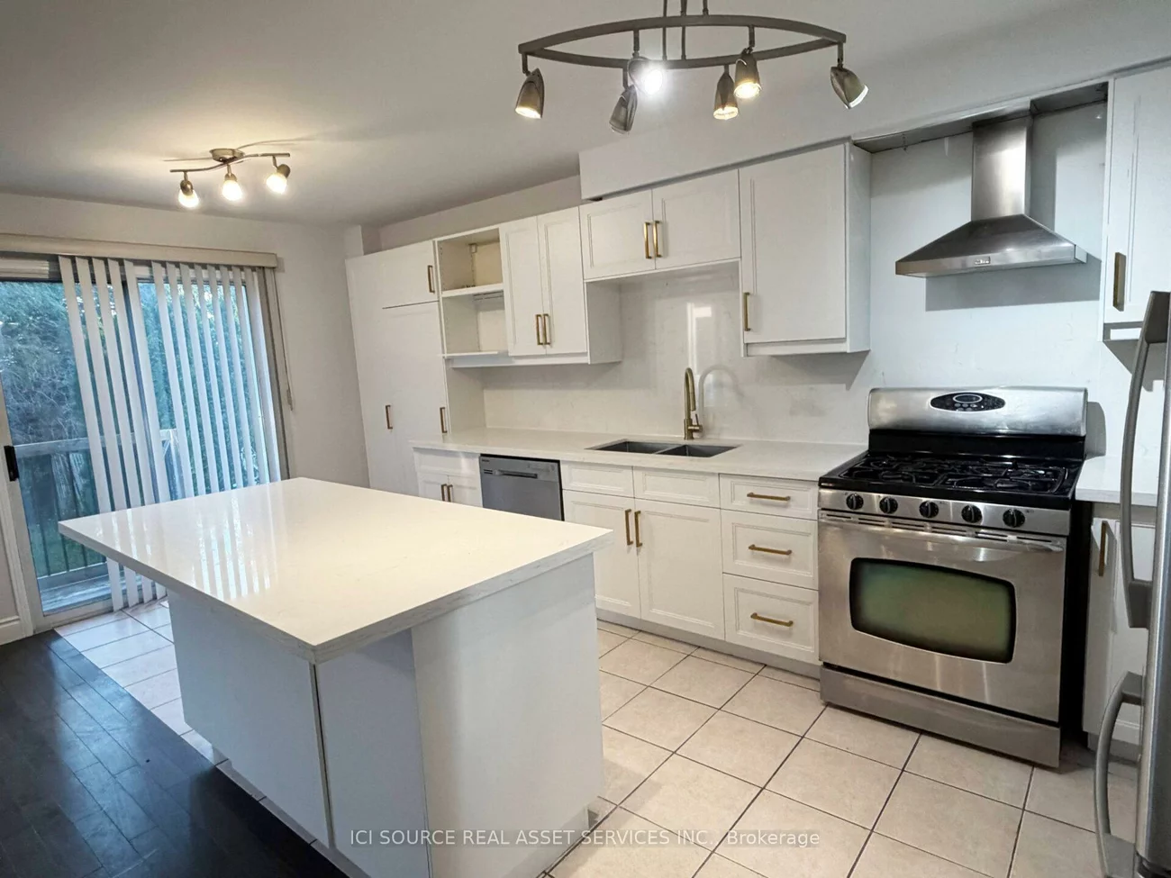 7176, Harding, Meadowvale, Mississauga