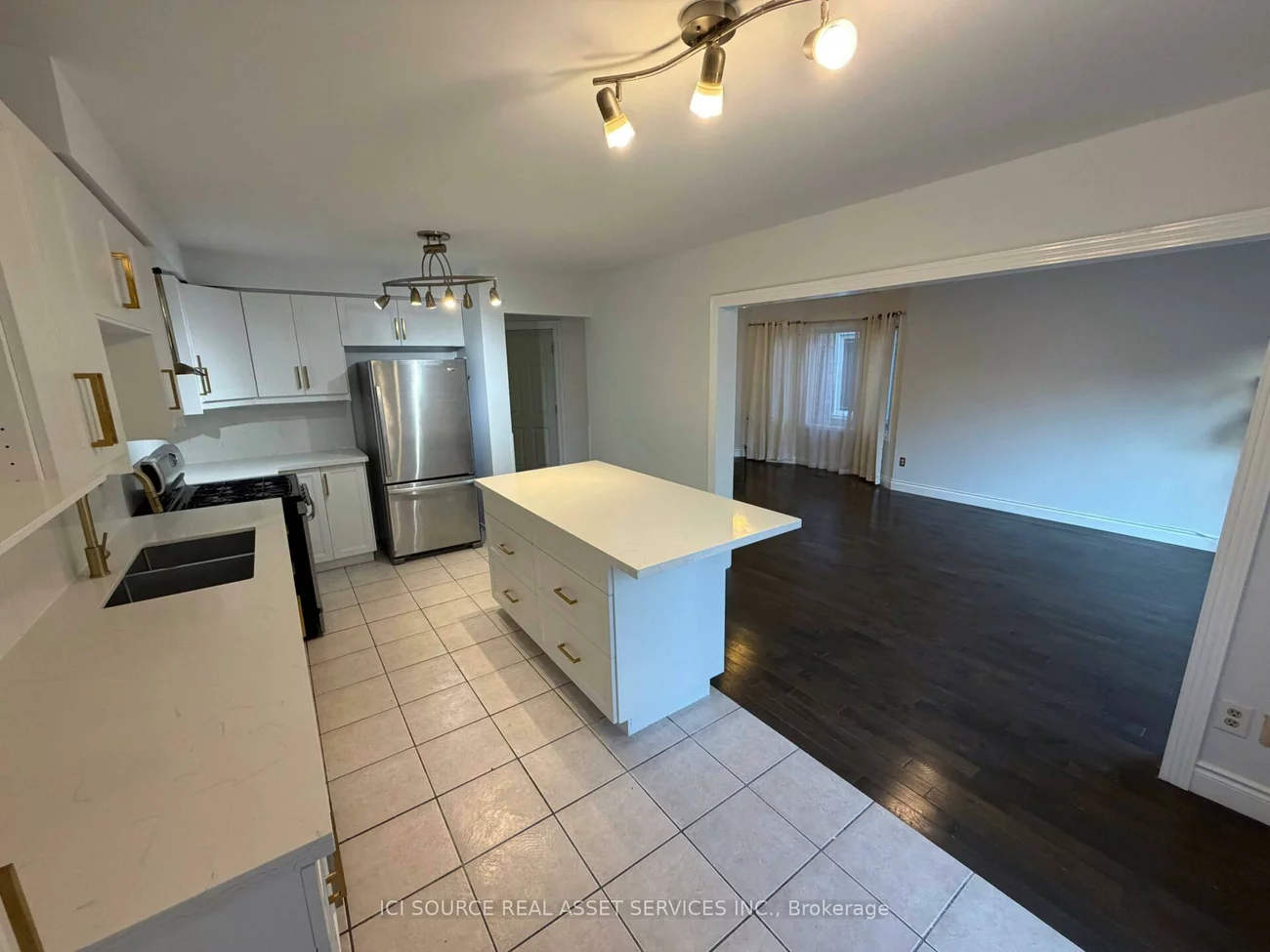 7176, Harding, Meadowvale, Mississauga