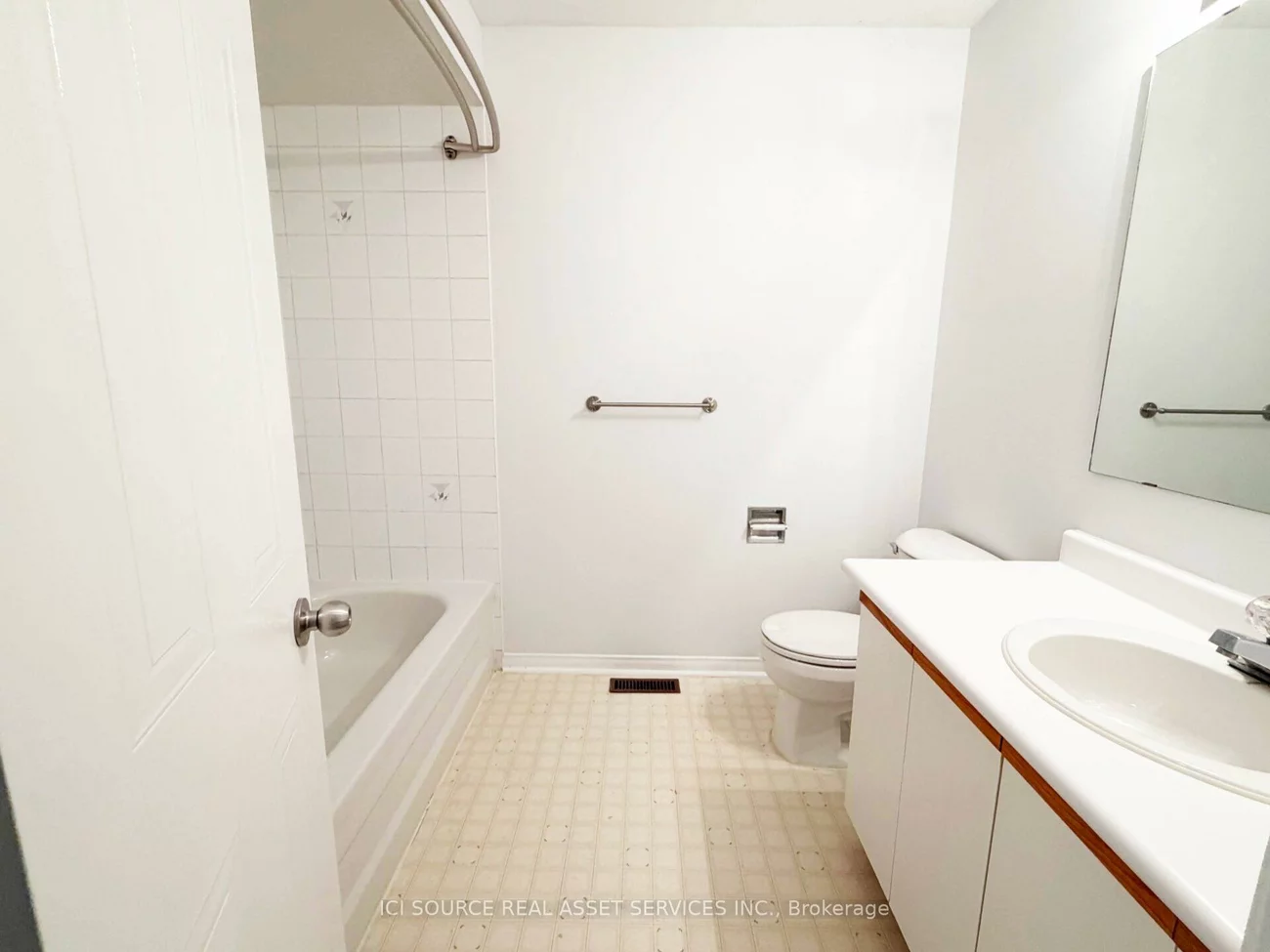 7176, Harding, Meadowvale, Mississauga