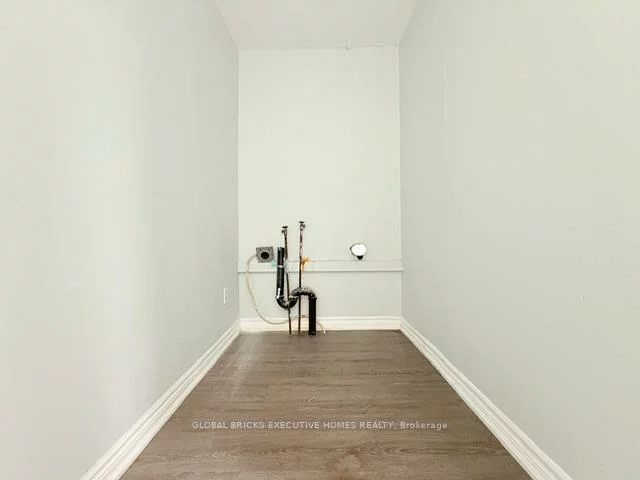 5045, Rundle, East Credit, Mississauga