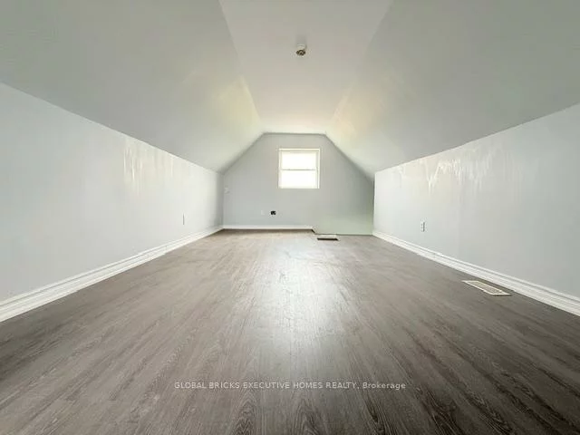 5045, Rundle, East Credit, Mississauga