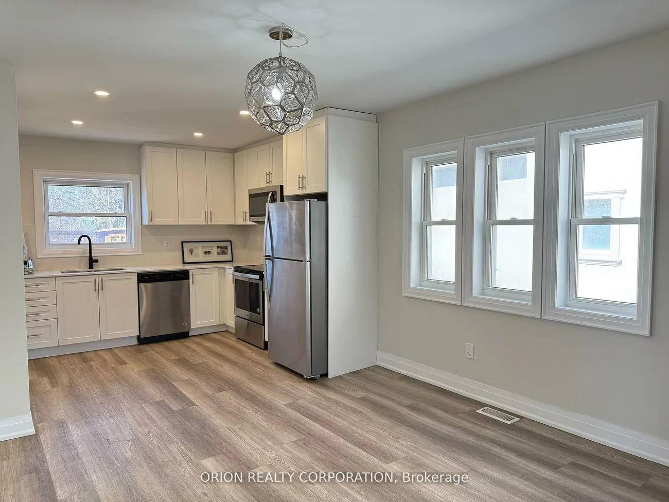 1016, Haig, Lakeview, Mississauga