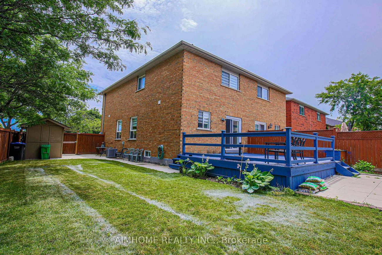 6401, Saratoga, Lisgar, Mississauga