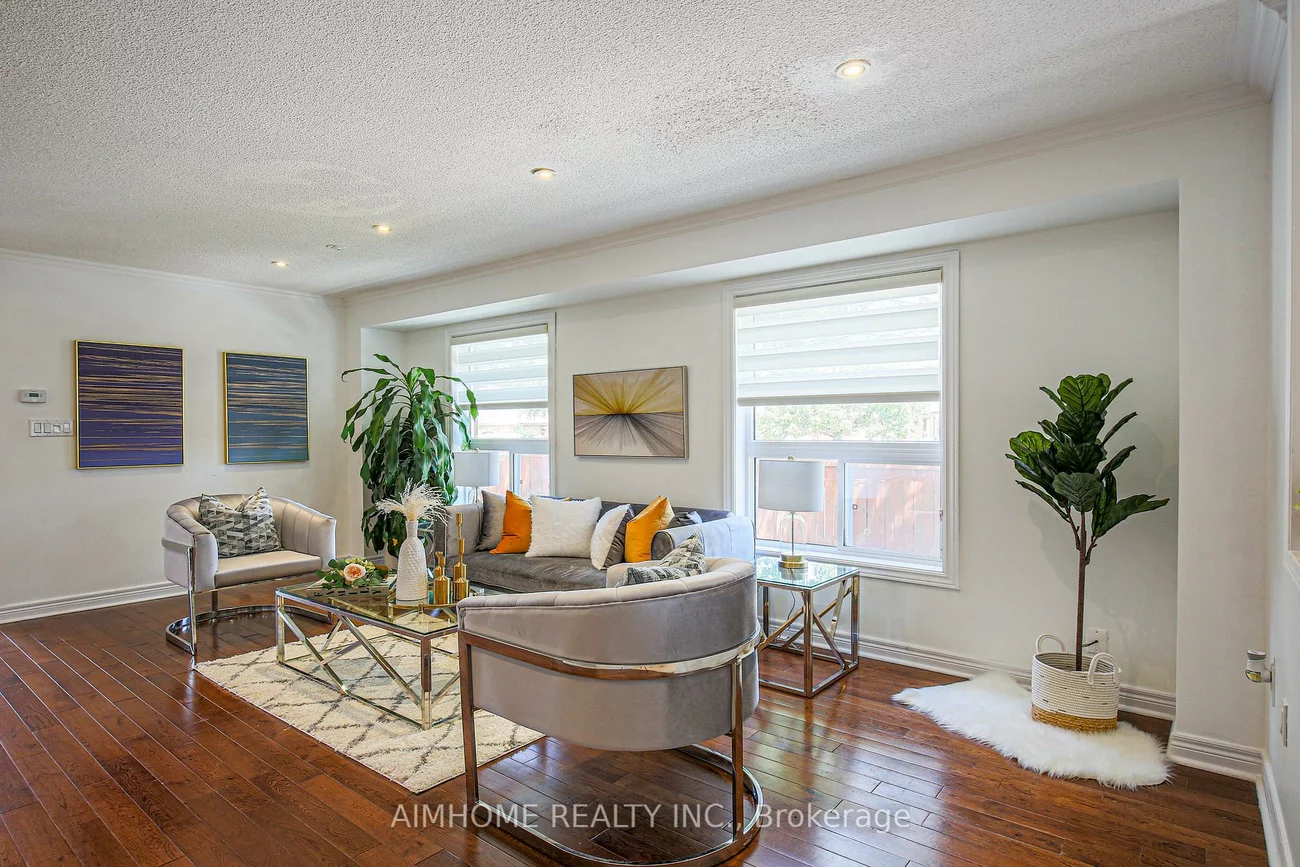 6401, Saratoga, Lisgar, Mississauga
