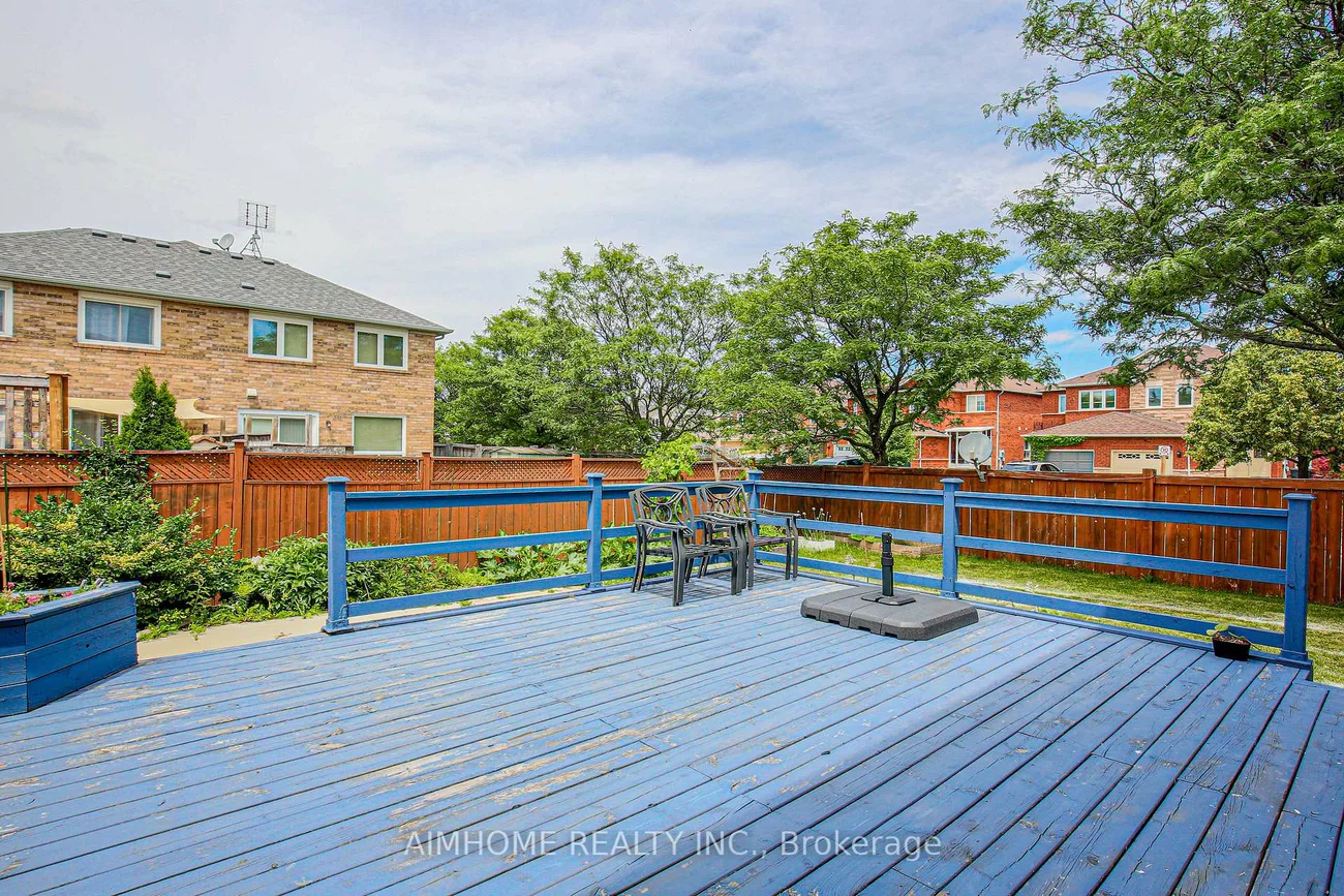 6401, Saratoga, Lisgar, Mississauga
