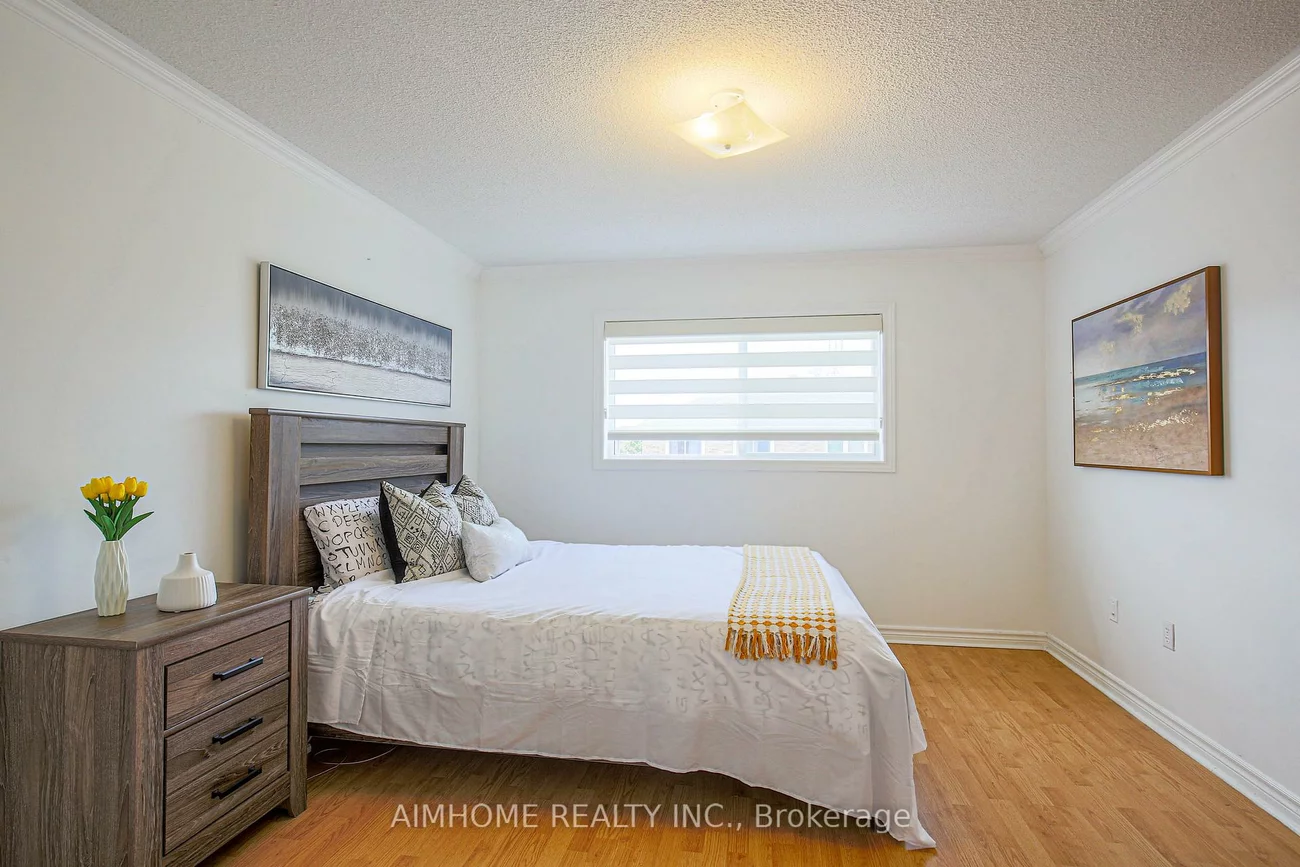 6401, Saratoga, Lisgar, Mississauga