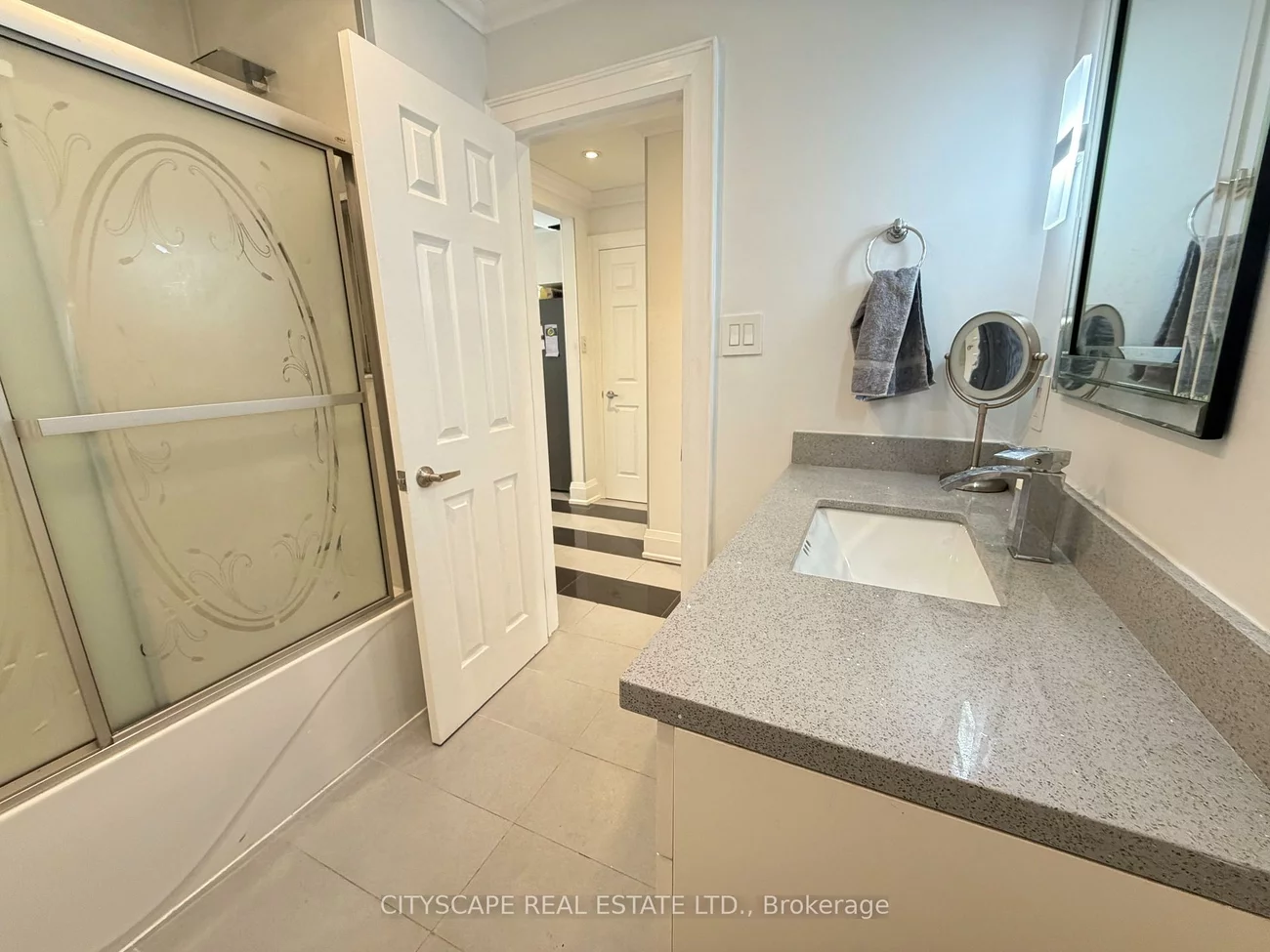 135, Bonham, Streetsville, Mississauga