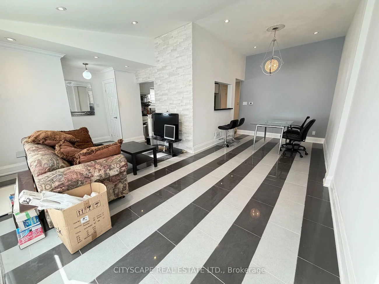 135, Bonham, Streetsville, Mississauga