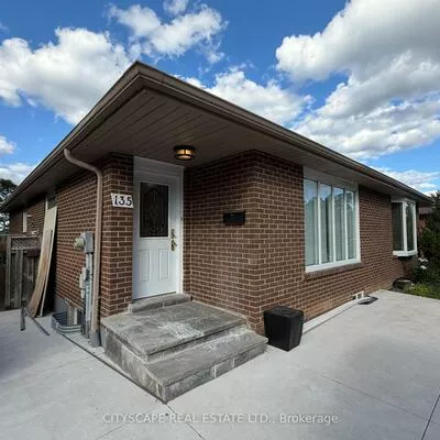 135, Bonham, Streetsville, Mississauga