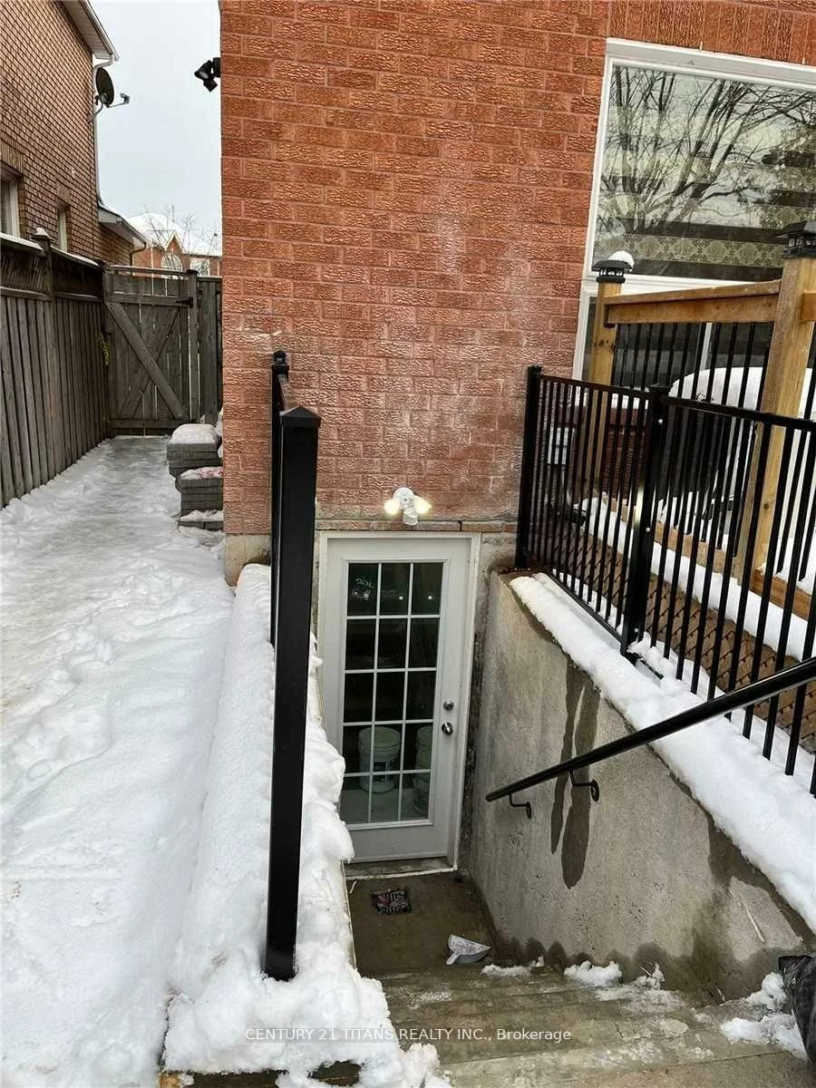1561, Astrella, East Credit, Mississauga