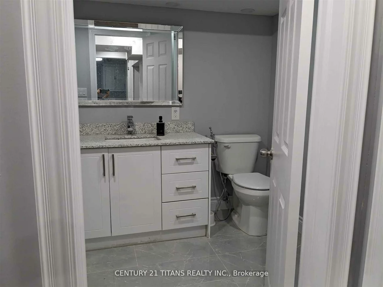 1561, Astrella, East Credit, Mississauga