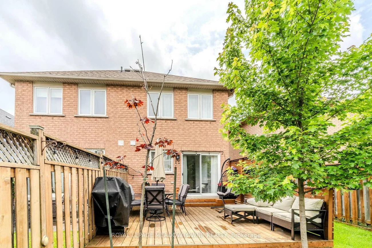 3206, Apricot, Lisgar, Mississauga