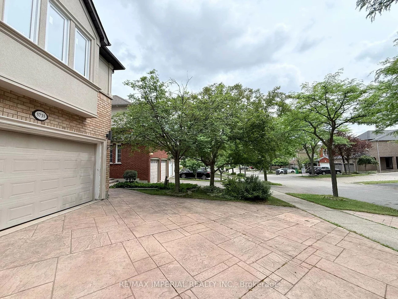 5735, Tayside, Central Erin Mills, Mississauga