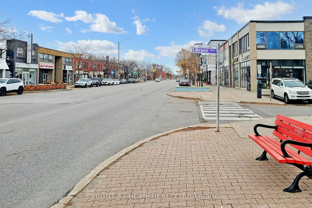 255, Lakeshore, Port Credit, Mississauga