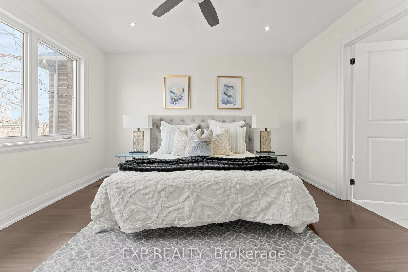 17, Harrison, Port Credit, Mississauga