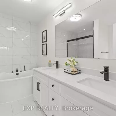 17, Harrison, Port Credit, Mississauga