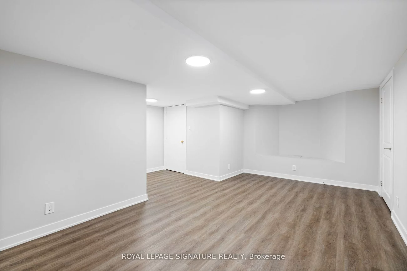 2648, Quails, Central Erin Mills, Mississauga
