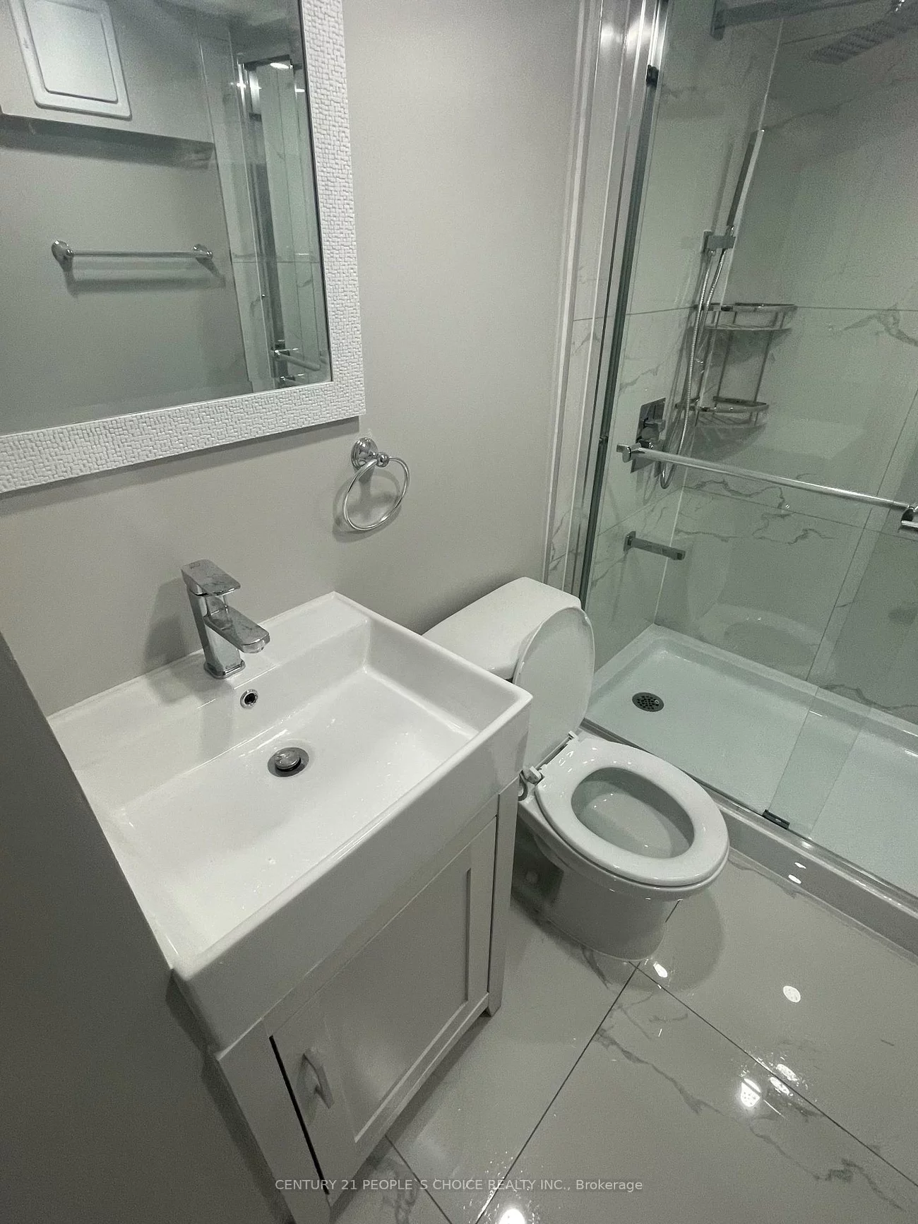 358, Kingsbridge Garden, Hurontario, Mississauga