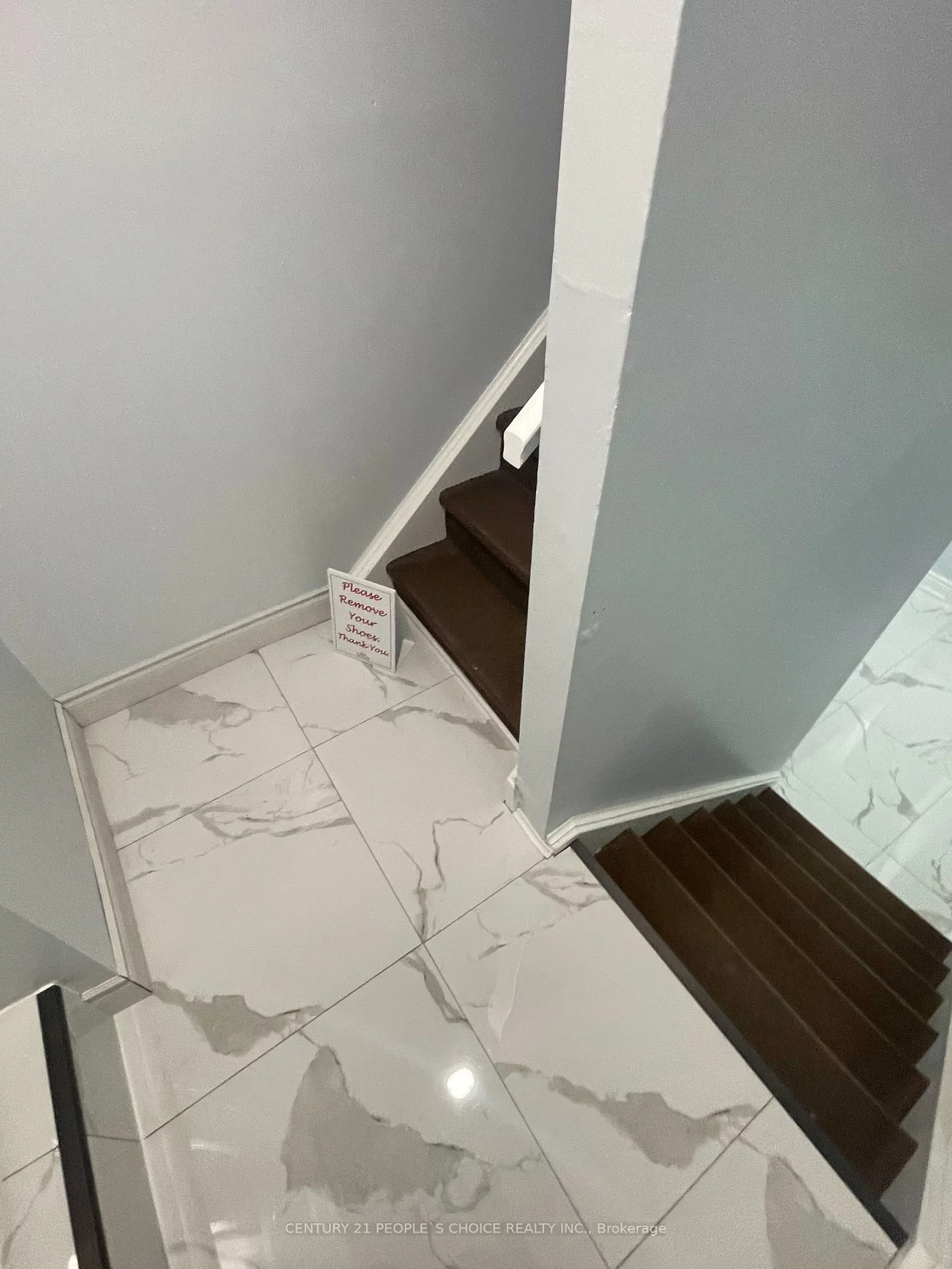 358, Kingsbridge Garden, Hurontario, Mississauga