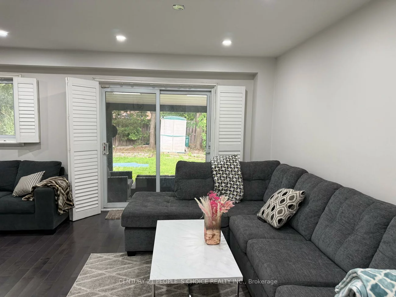 2753, Willowmore, Meadowvale, Mississauga