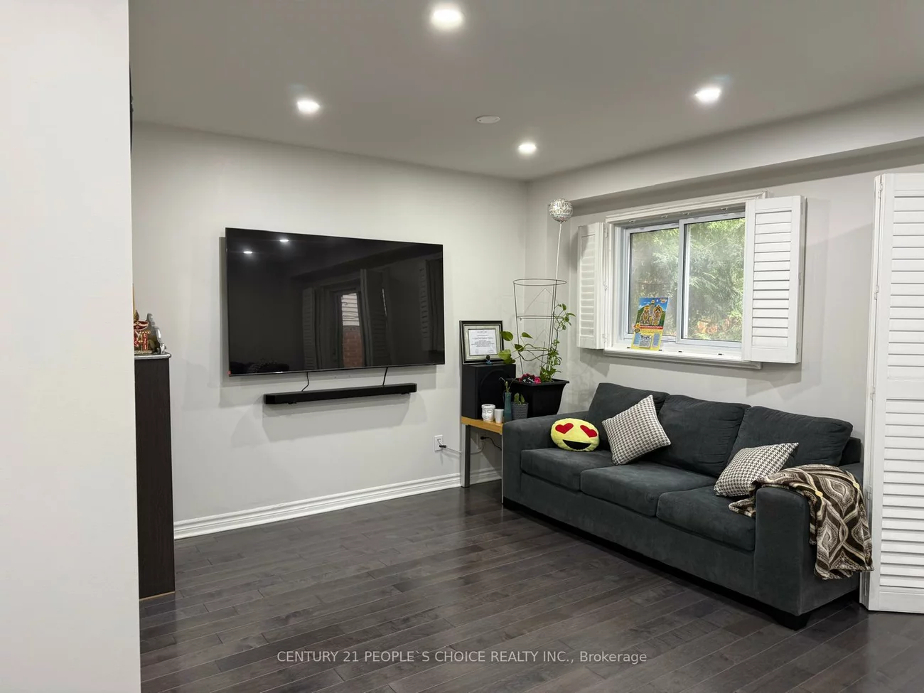 2753, Willowmore, Meadowvale, Mississauga