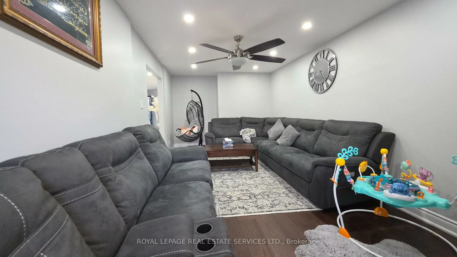 323, Winfield, Hurontario, Mississauga