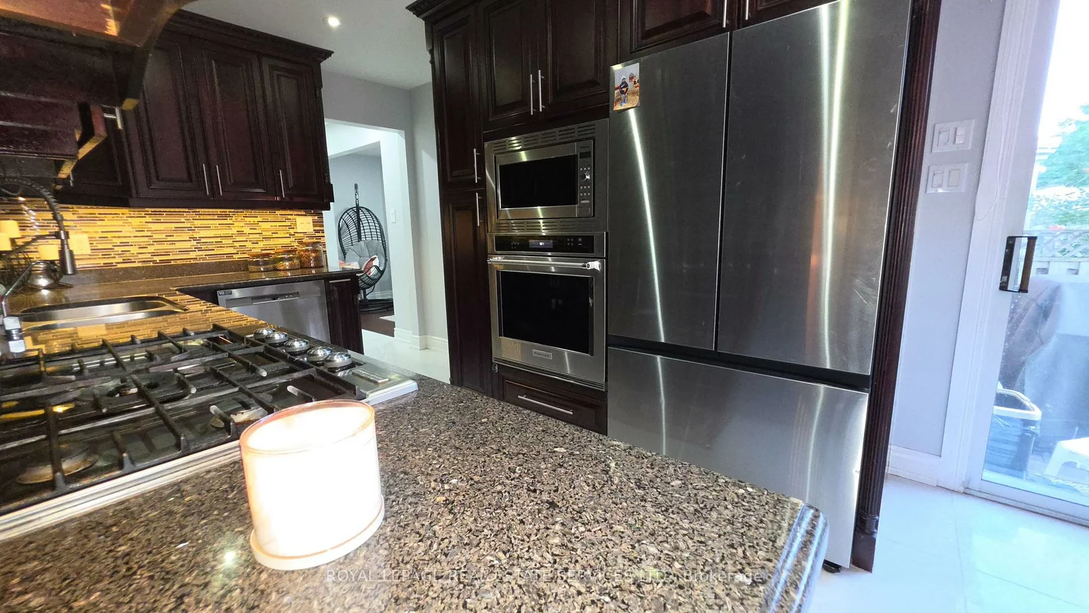 323, Winfield, Hurontario, Mississauga