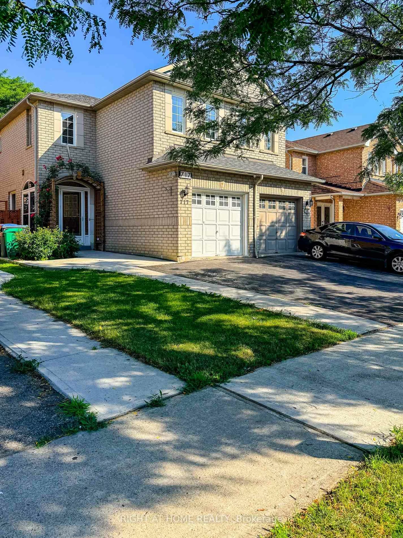 717, Mirage, Hurontario, Mississauga