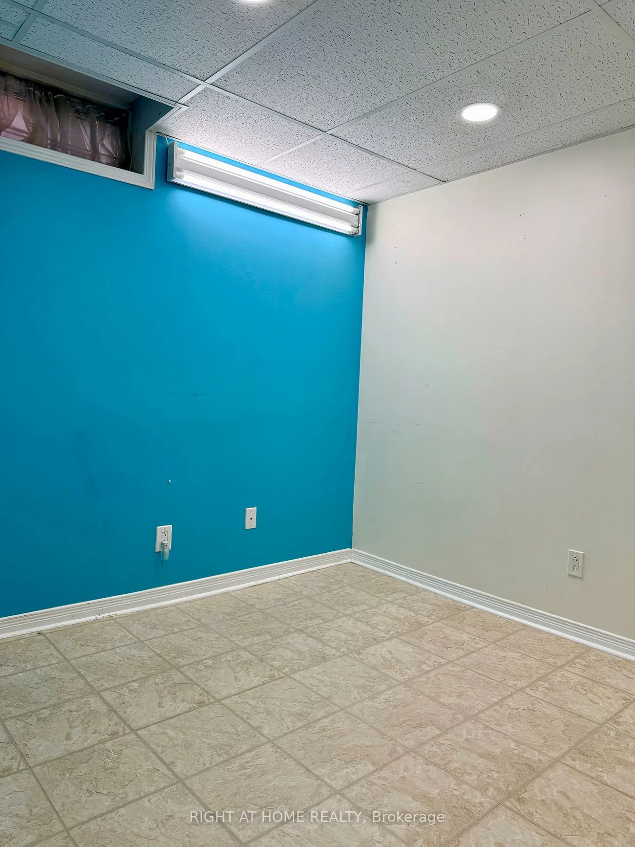 717, Mirage, Hurontario, Mississauga