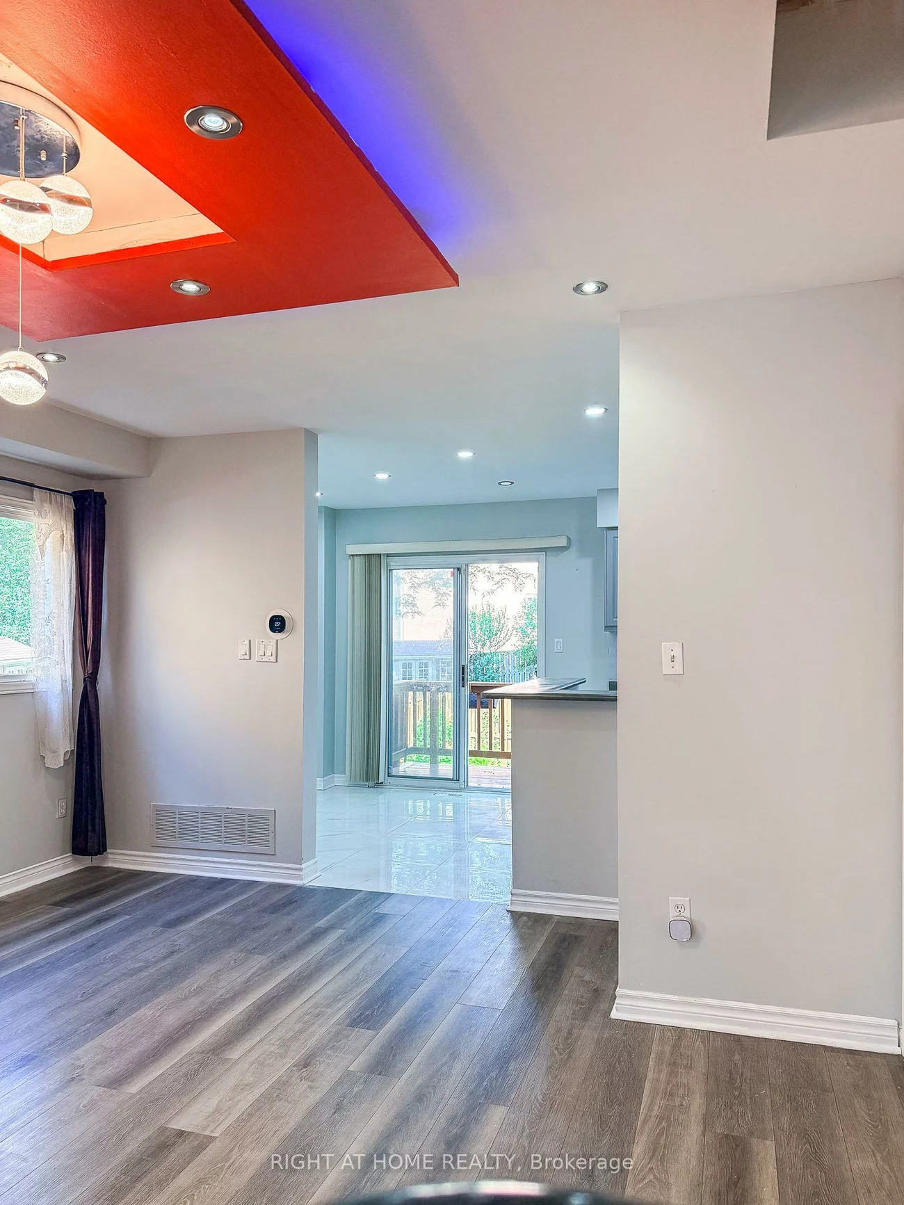 717, Mirage, Hurontario, Mississauga