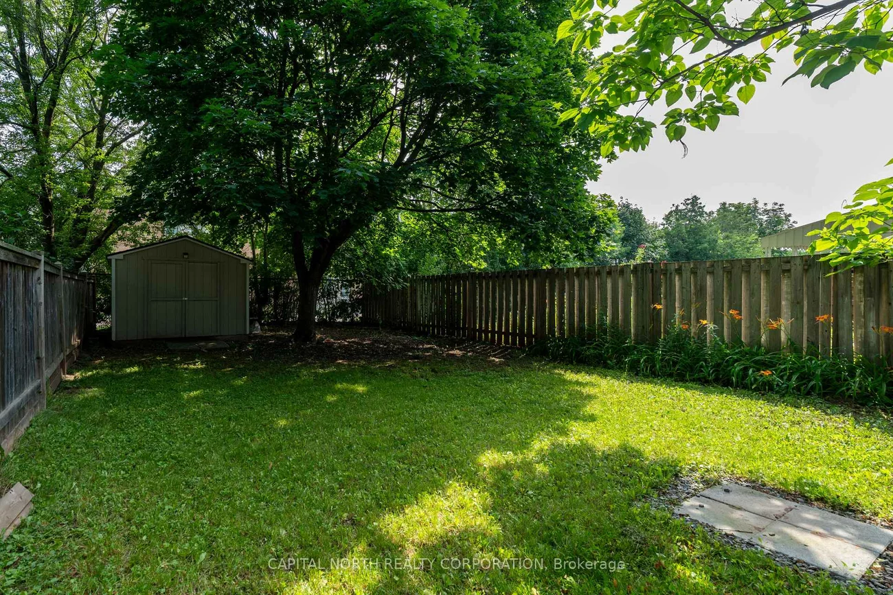 2396, Barcella, Sheridan, Mississauga