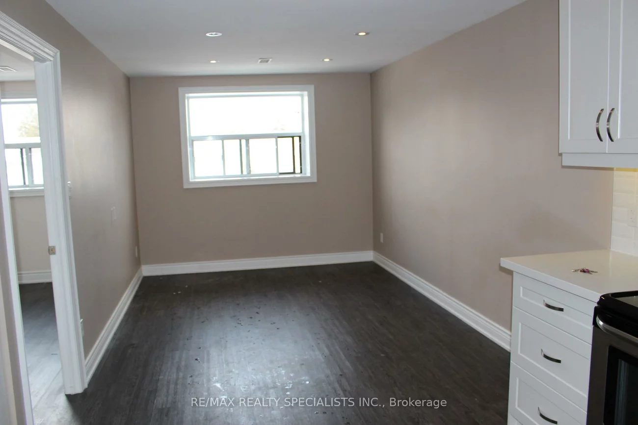 6, Brant, Port Credit, Mississauga