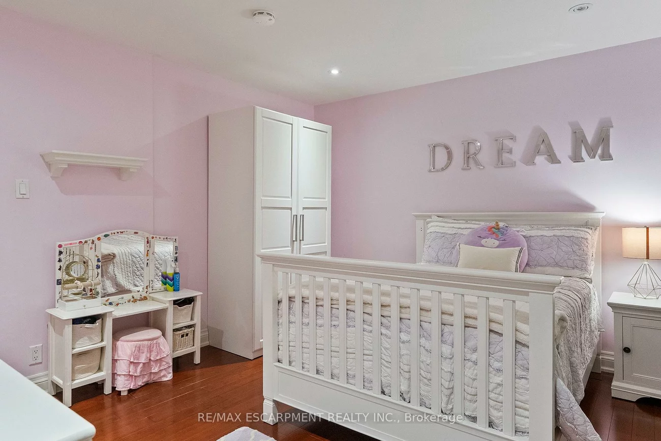 615, VANESSA, Lorne Park, Mississauga