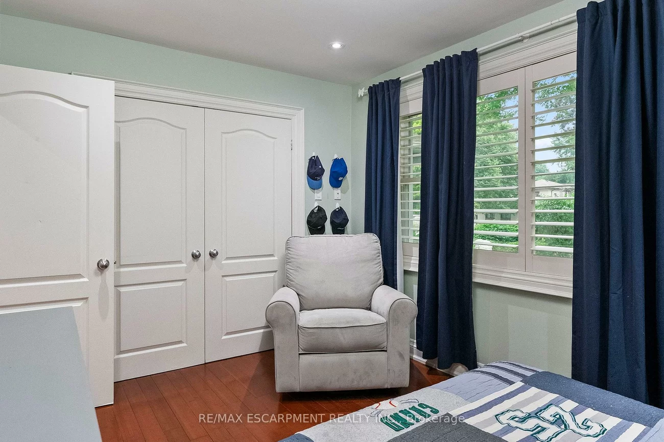 615, VANESSA, Lorne Park, Mississauga