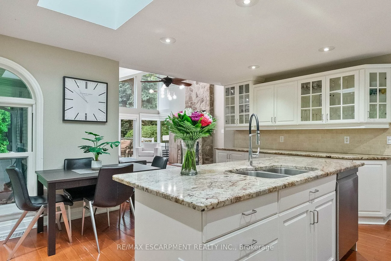 615, VANESSA, Lorne Park, Mississauga
