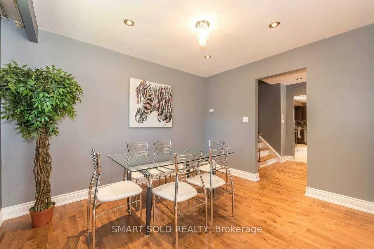 1116, Pomona, Erindale, Mississauga