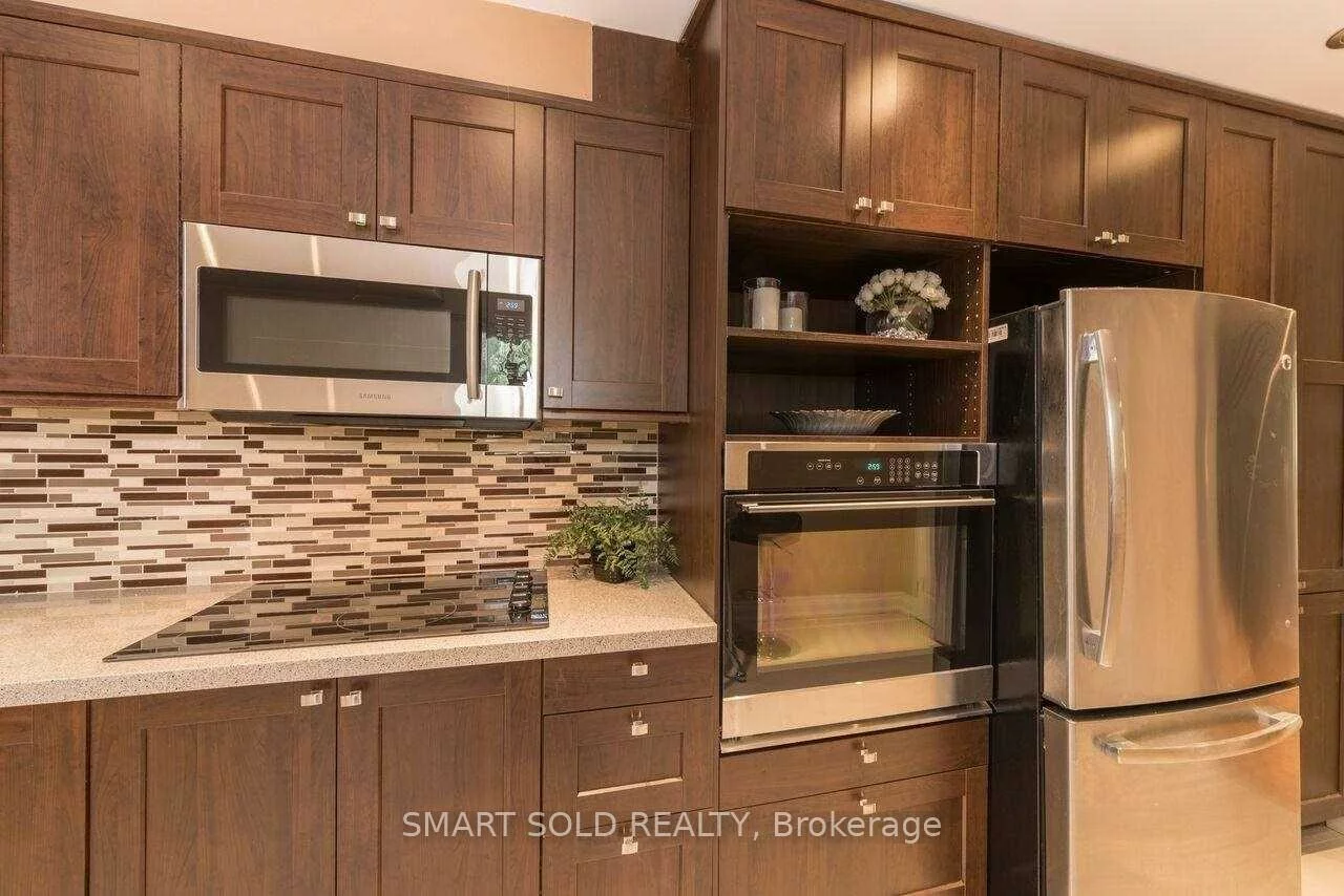 1116, Pomona, Erindale, Mississauga